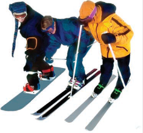 Tros personnes faisant du ski - Image de 3 personnes faisant du ski. Elles portent des lunettes.